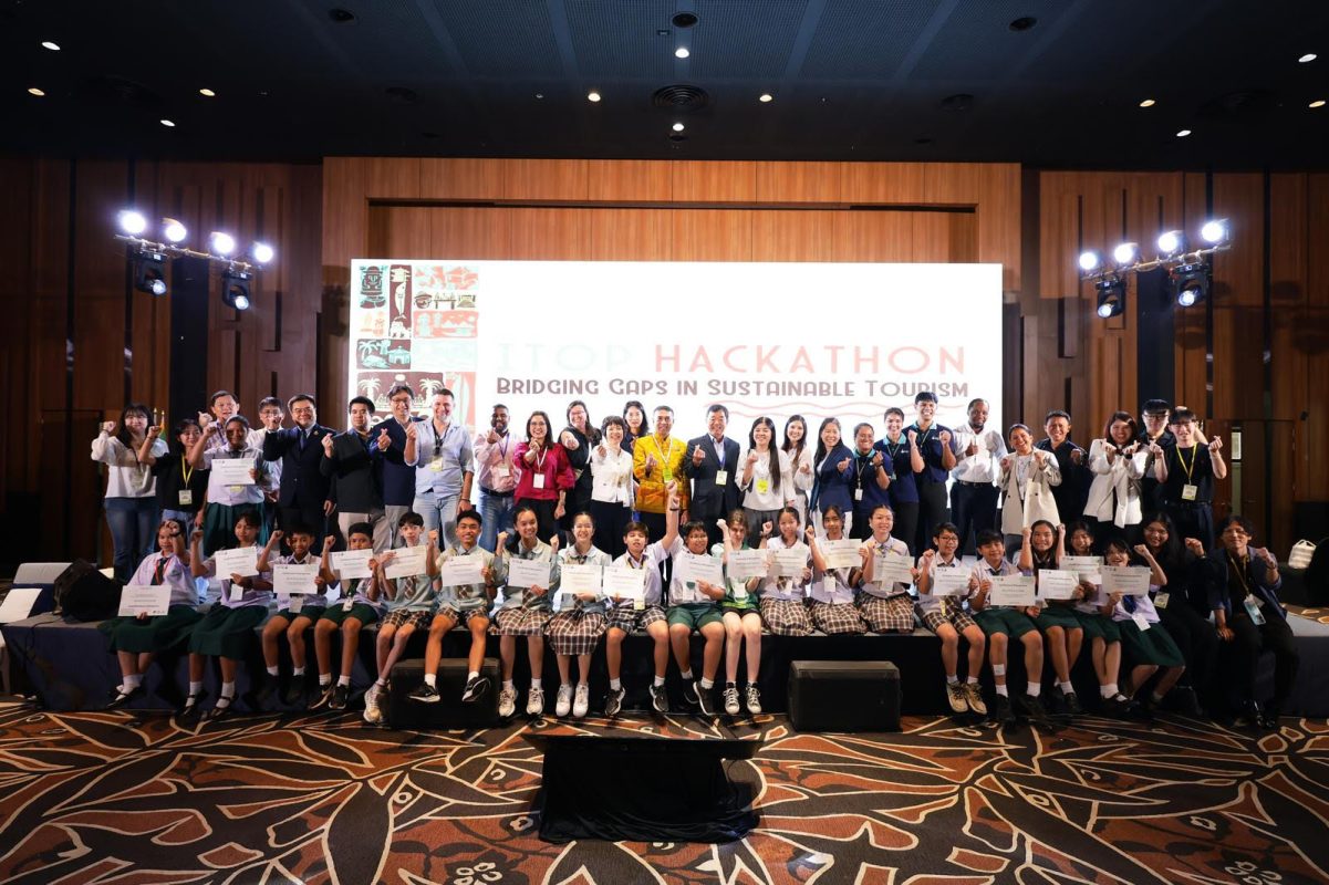 Hackathon – Kids Tackle Environmental Sustainability at ITOP Forum Phuket 2024